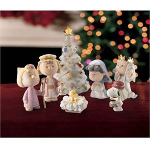 peanuts the christmas pageant figurine set